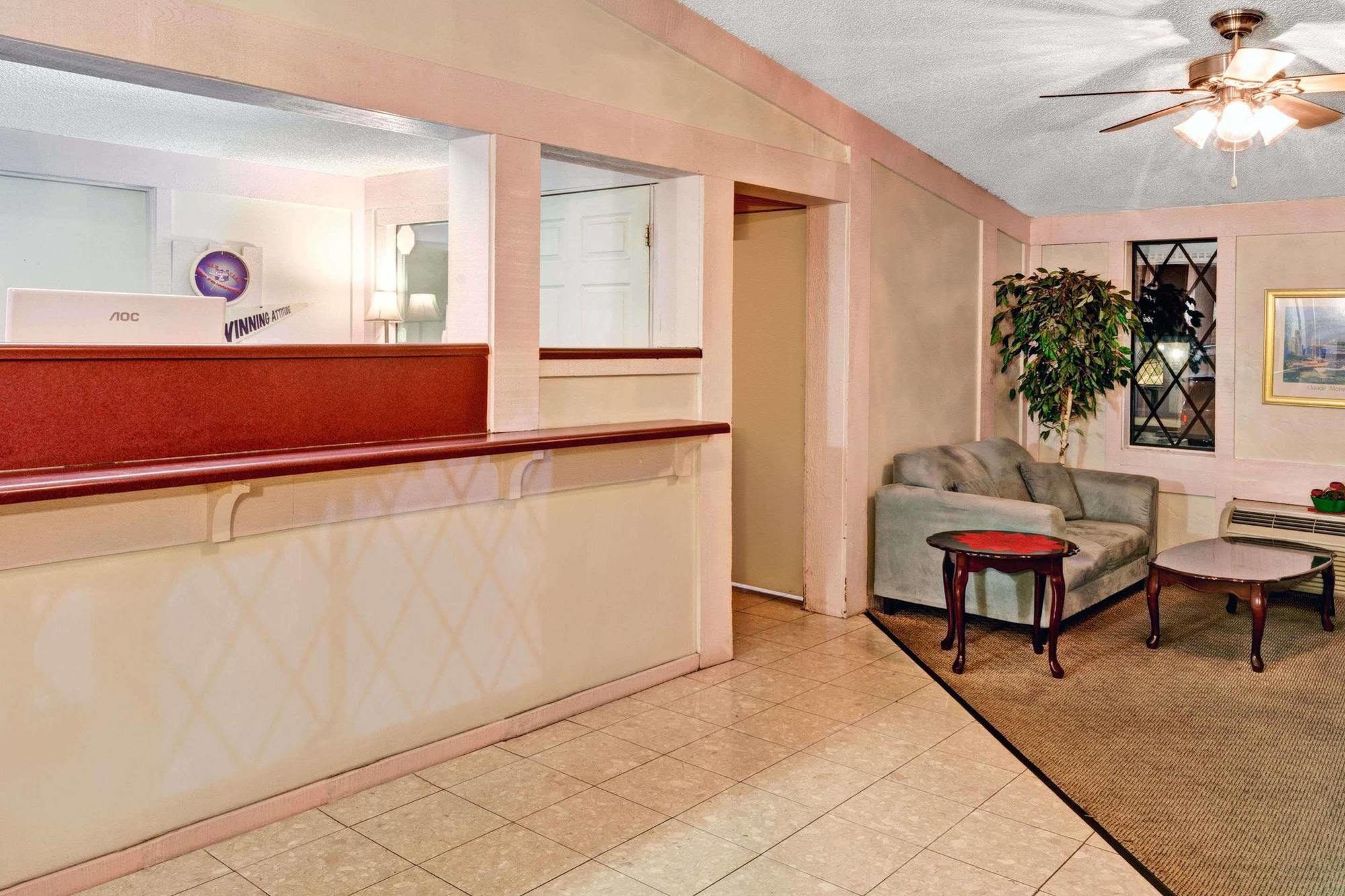 Knights Inn Austell Esterno foto